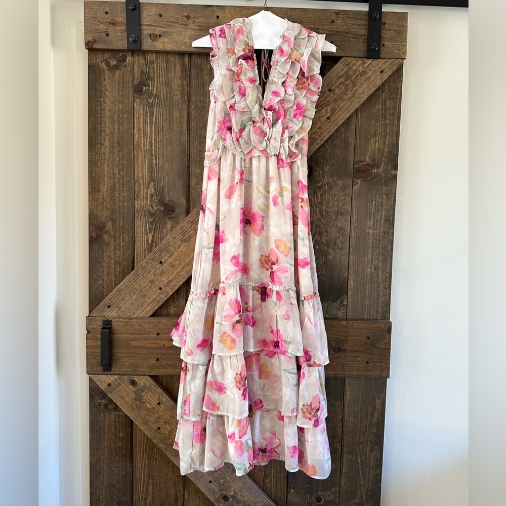 Vici Floral maxi dress never worn new with tags